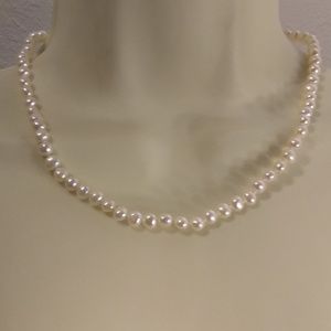 Pearl Necklace with bracelet